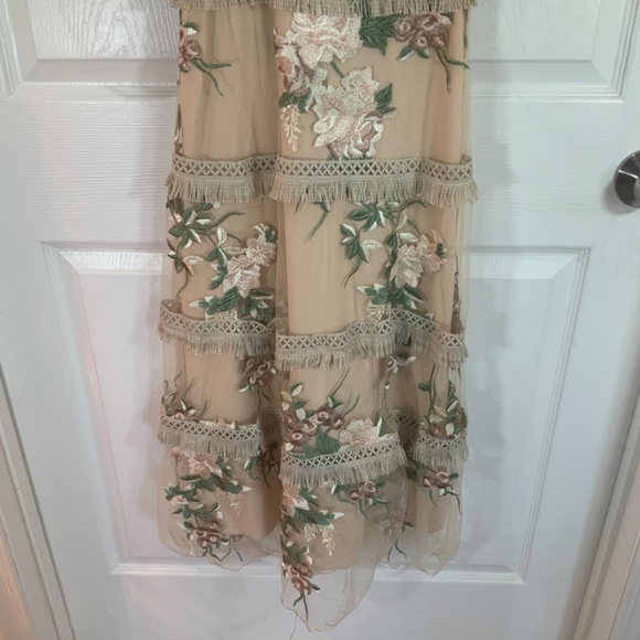 Just Me Embroidered Mesh Formal Wedding Party Dress Size XS - Picture 4 of 12